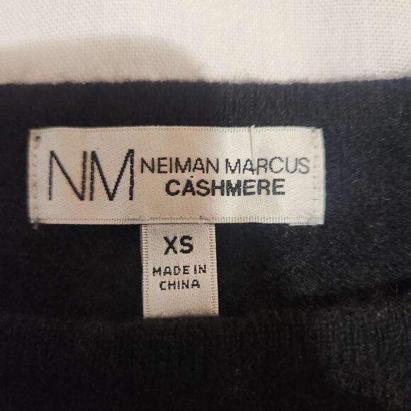 Neiman Marcus Black Chashmere Sweater XS - Picture 2 of 7